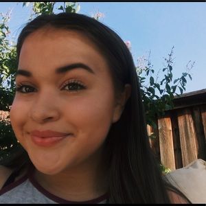 Meet your Posher, Mariana